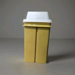 Vintage Tupperware Pickle Keeper Avocado Green Pick A Deli 1330-7 Food Storage